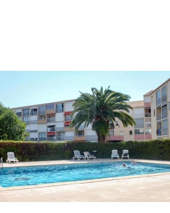 Les Terrasses De La Baronnie Appartement Climatise Avec 1 Chambre Et Piscine Ouverte Du 28 Mai 2025 Au 28 Septembre 2025 Le Grau-du-Roi Exterior foto