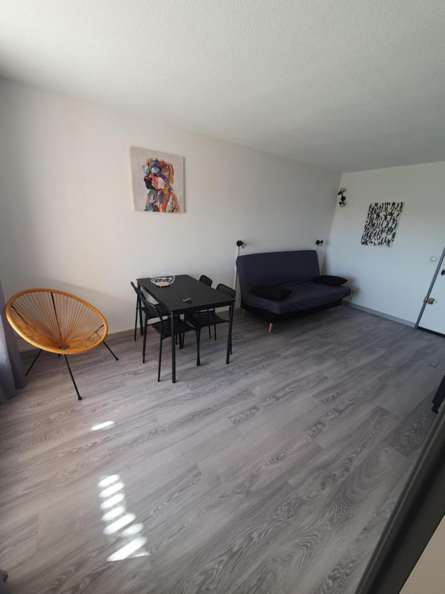 Les Terrasses De La Baronnie Appartement Climatise Avec 1 Chambre Et Piscine Ouverte Du 28 Mai 2025 Au 28 Septembre 2025 Le Grau-du-Roi Exterior foto
